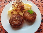 Link zu Faschierte Laibchen mit Kartoffelpüree.jpg